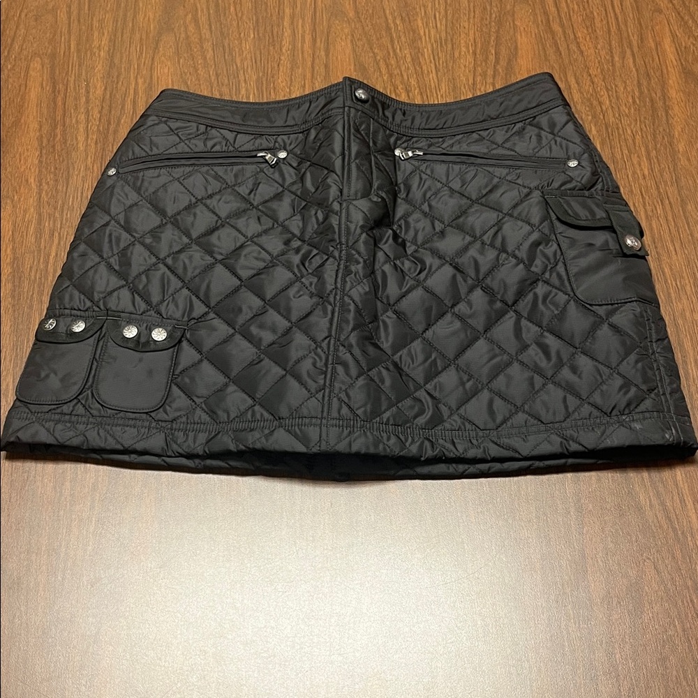 Athleta Black Quilted Women's Skirt, size 6